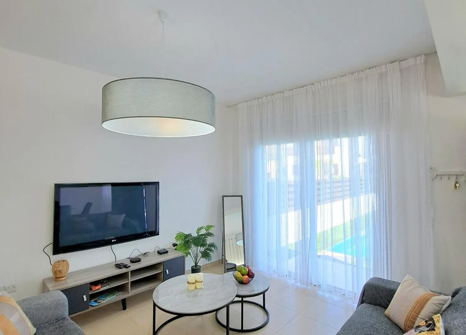 Serenity Pearl Villa At The Sea プロタラス