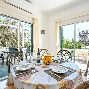361-walk To Fig Tree Bay & Amenities Βίλα