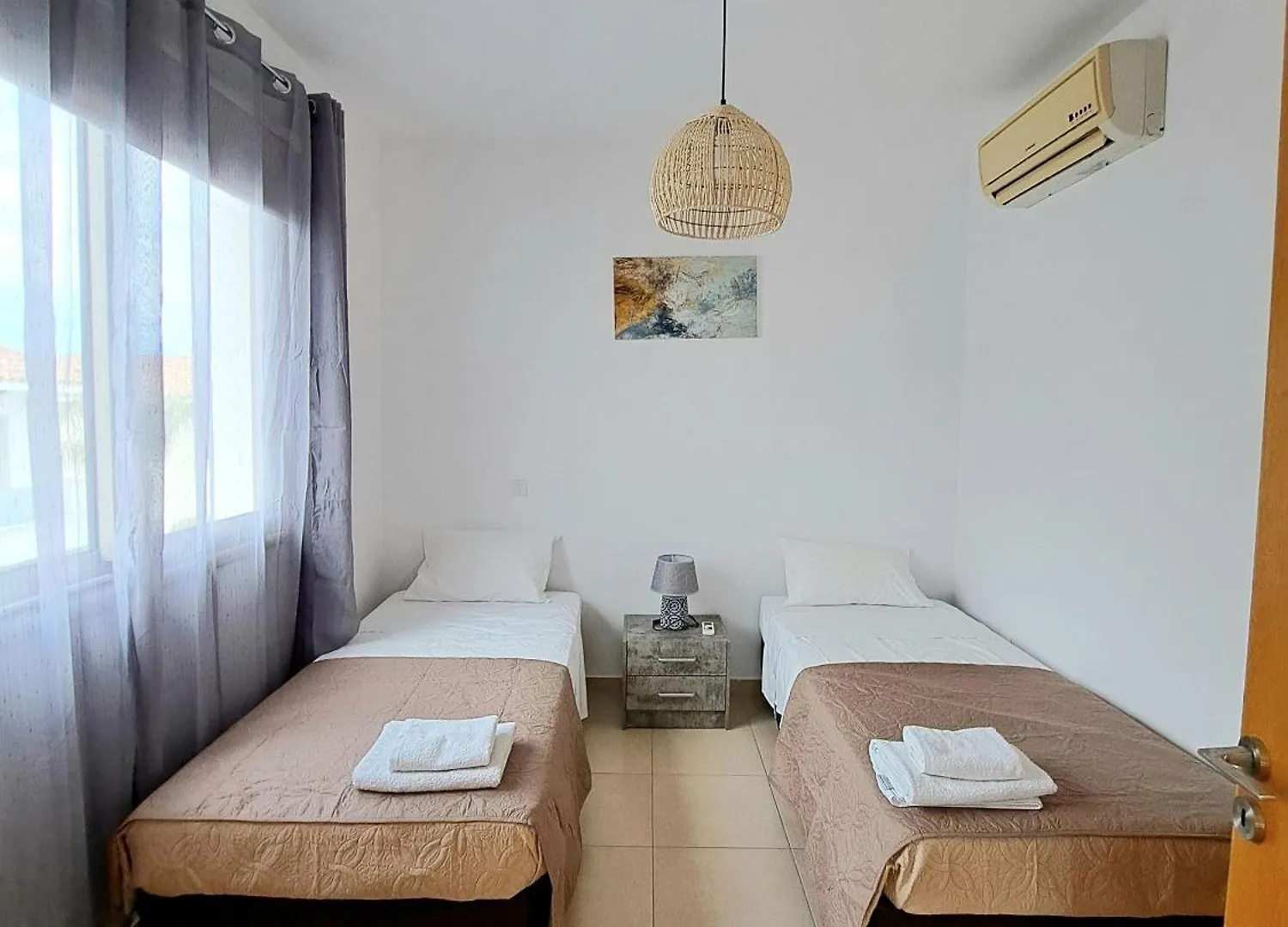 Gray Pearl Villa At The Sea Protaras