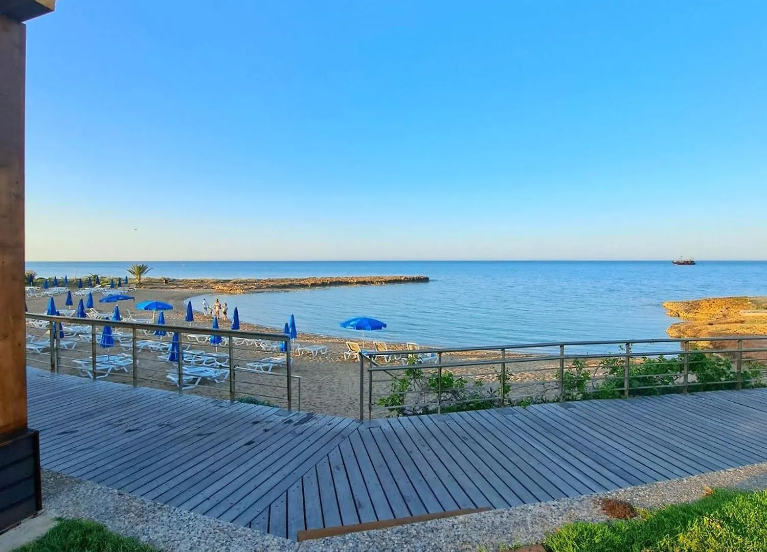 Serenity Pearl Villa At The Sea 普罗塔拉斯