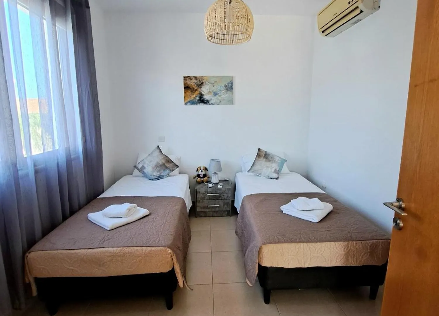 Serenity Pearl Villa At The Sea 普罗塔拉斯